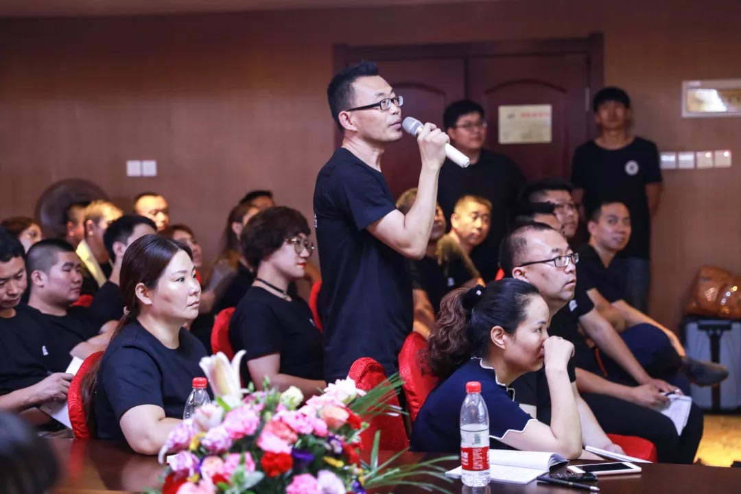 铂芙,铂芙美学院,铂芙艺术壁材, 铂芙艺术壁材官网,艺术壁材,铂芙艺术壁材,艺术壁材加盟,艺术壁材代理,艺术壁材品牌,艺术壁材十大品牌