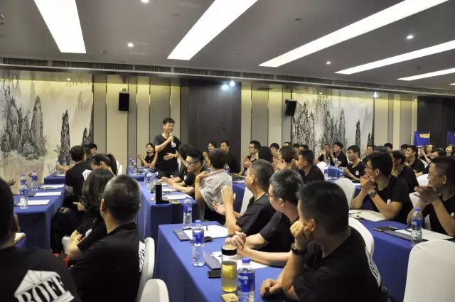 铂芙,铂芙美学院,铂芙艺术壁材, 铂芙艺术壁材官网,艺术壁材,铂芙艺术壁材,艺术壁材加盟,艺术壁材代理,艺术壁材品牌,艺术壁材十大品牌